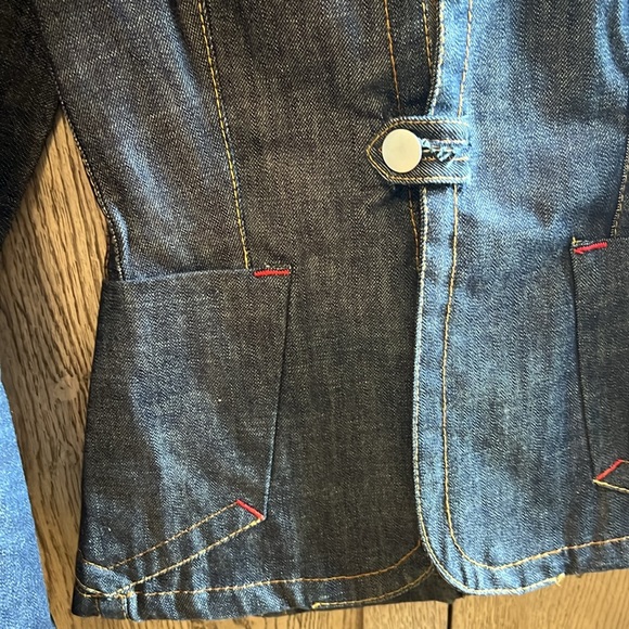 TRF Denim woman’s jacket in size M. Very good condition - Picture 2 of 6